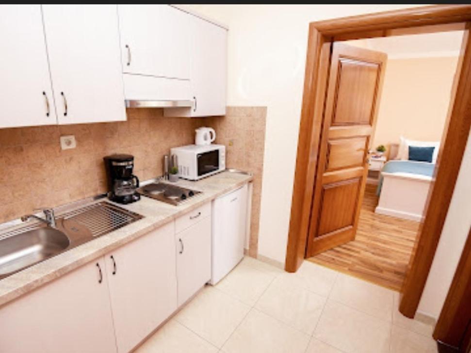 Apartmani Dubrava โปดสตรานา ภายนอก รูปภาพ