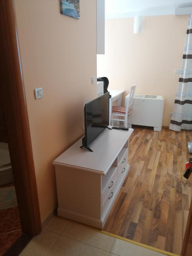 Apartmani Dubrava โปดสตรานา ภายนอก รูปภาพ