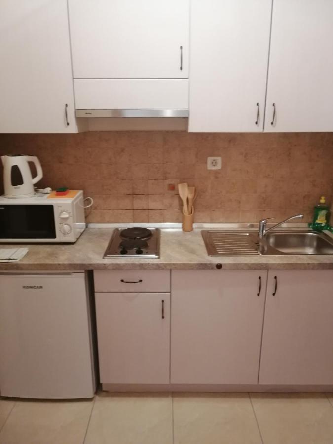 Apartmani Dubrava โปดสตรานา ภายนอก รูปภาพ
